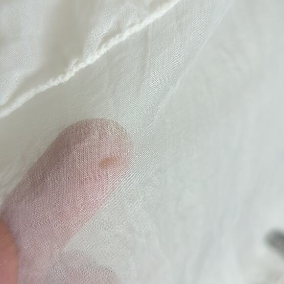 Lola Made in Italy White Butterfly Print Sheer Blouse Size Small - Picture 7 of 12